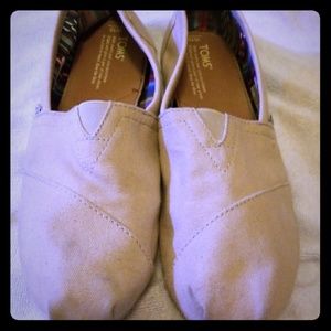 Tan Toms size 10